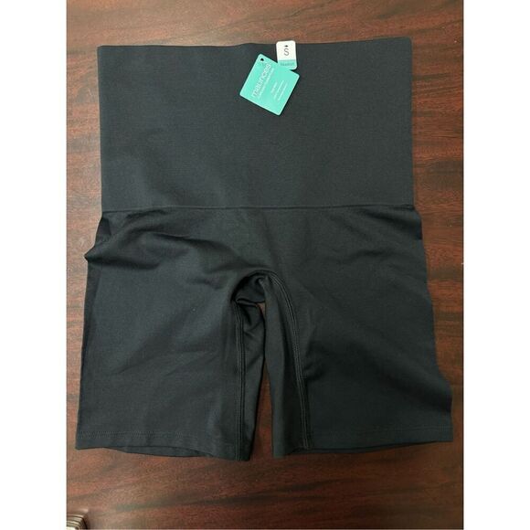 Maurices Pants - NWT Maurice’s Black Bikeshort Size Small